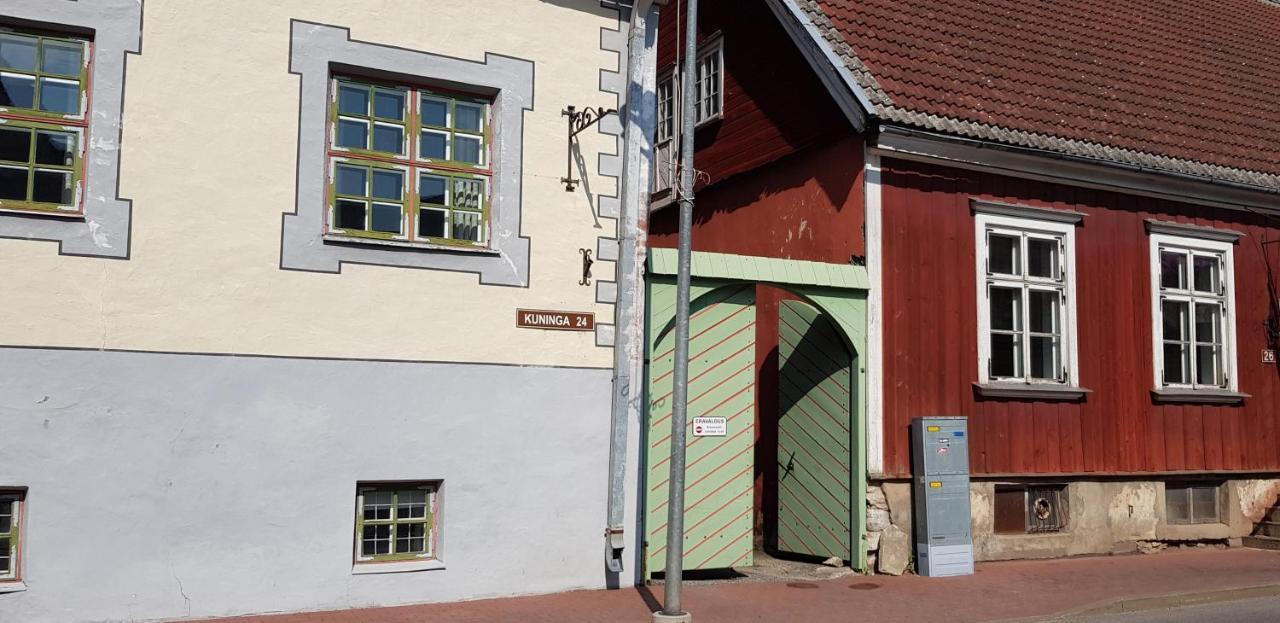 Kuninga 24/2 Old Town Apartments Parnu Exterior photo